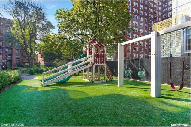 87-10 51st Ave 5H, Elmhurst, NY 11373