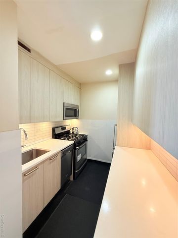 87-10 51st Ave 5H, Elmhurst, NY 11373