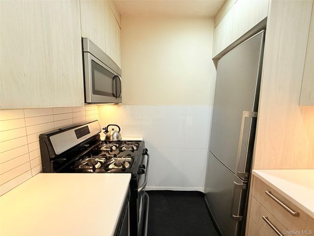 87-10 51st Ave 5H, Elmhurst, NY 11373