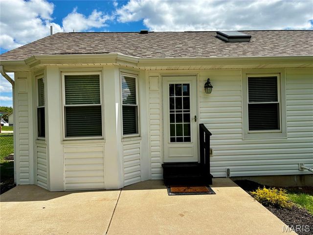 701 Ballantrae Drive, Wentzville, MO 63385