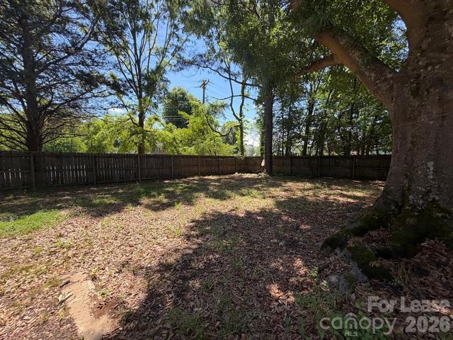 5600 Carmel Road, Charlotte, NC 28226