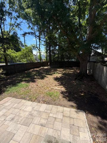 5600 Carmel Road, Charlotte, NC 28226
