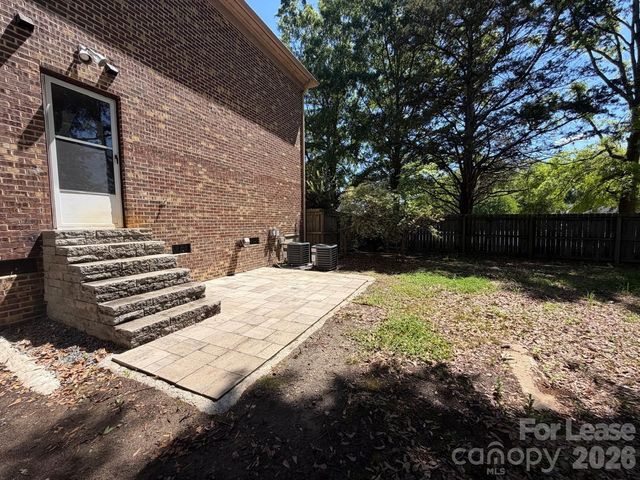 5600 Carmel Road, Charlotte, NC 28226