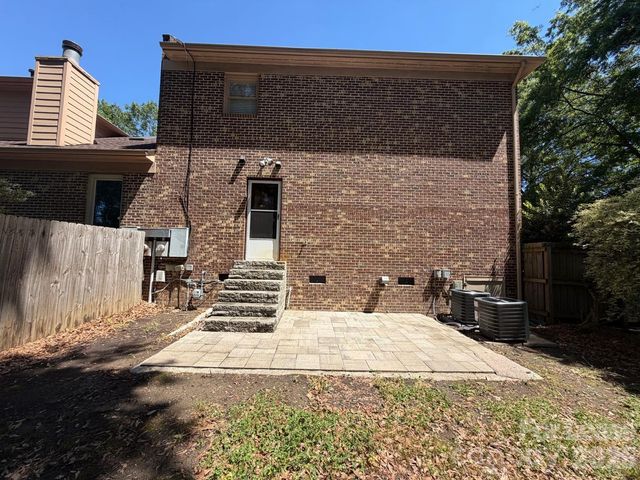 5600 Carmel Road, Charlotte, NC 28226