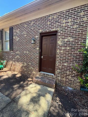 5600 Carmel Road, Charlotte, NC 28226