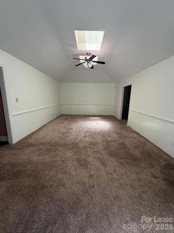 5600 Carmel Road, Charlotte, NC 28226