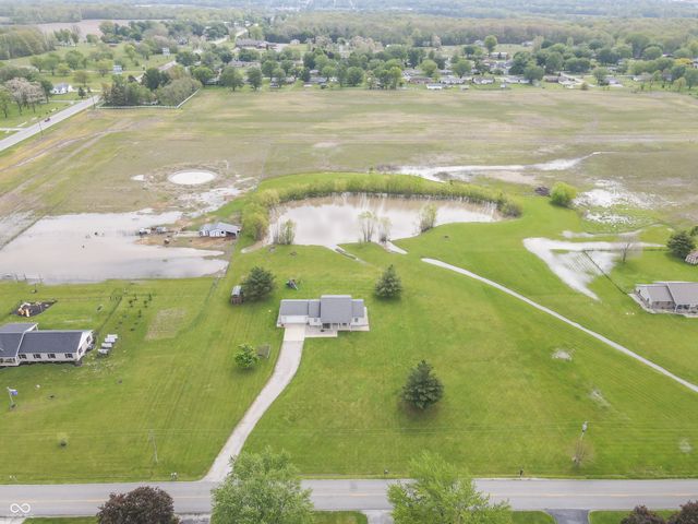 80 S Greensboro Pike, New Castle, IN 47362