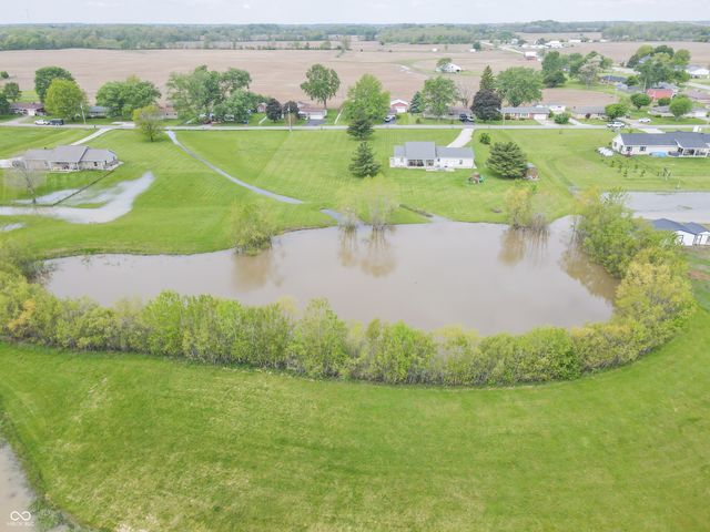 80 S Greensboro Pike, New Castle, IN 47362