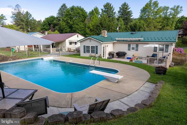 432 CAMERON ST, Marysville, PA 17053