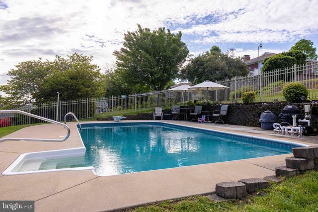 432 CAMERON ST, Marysville, PA 17053