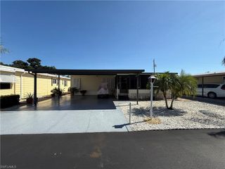 181 Sand DR # 181, Naples, FL 34104