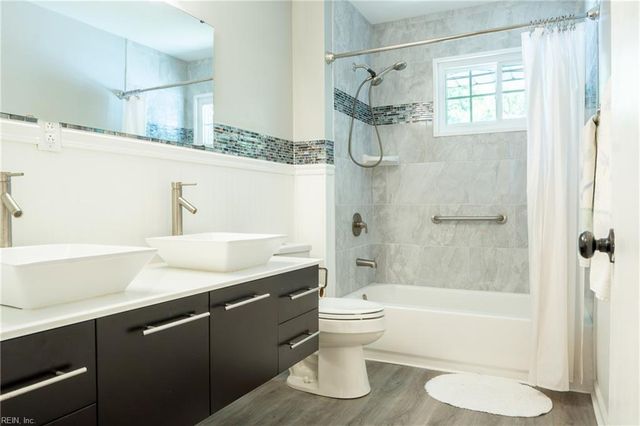 347 Avis CIR, Newport News, VA 23608