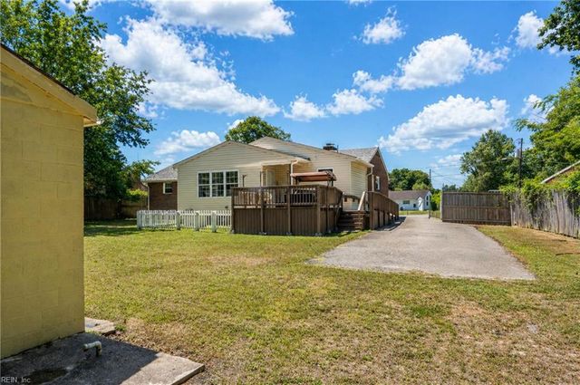 347 Avis CIR, Newport News, VA 23608