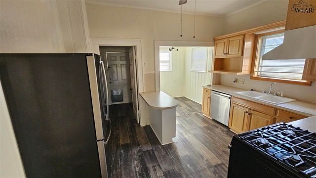 1707 COLLINS AVENUE, Wichita Falls, TX 76301