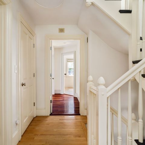 24 Gibson Street, Cambridge, MA 02138