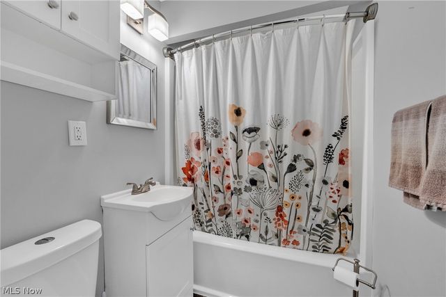 311 E 262nd Street, Euclid, OH 44132