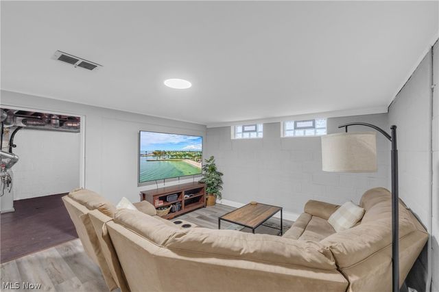311 E 262nd Street, Euclid, OH 44132