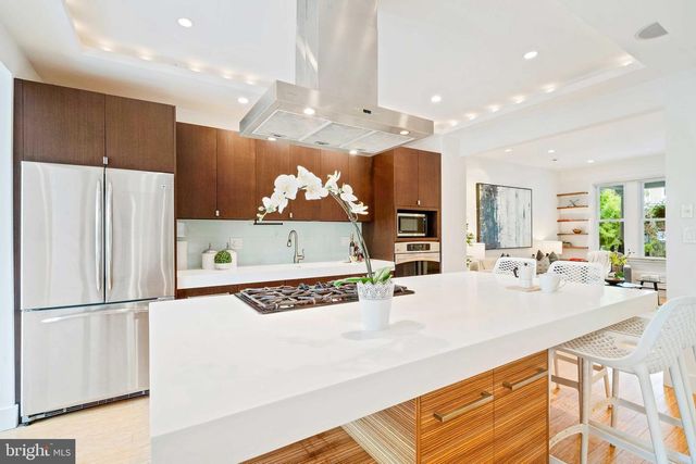 4922 9TH ST NW, Washington, DC 20011