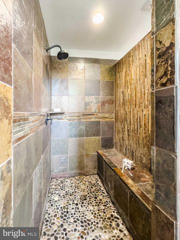 4922 9TH ST NW, Washington, DC 20011