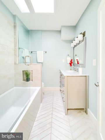 4922 9TH ST NW, Washington, DC 20011
