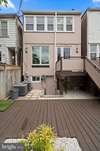 4922 9TH ST NW, Washington, DC 20011