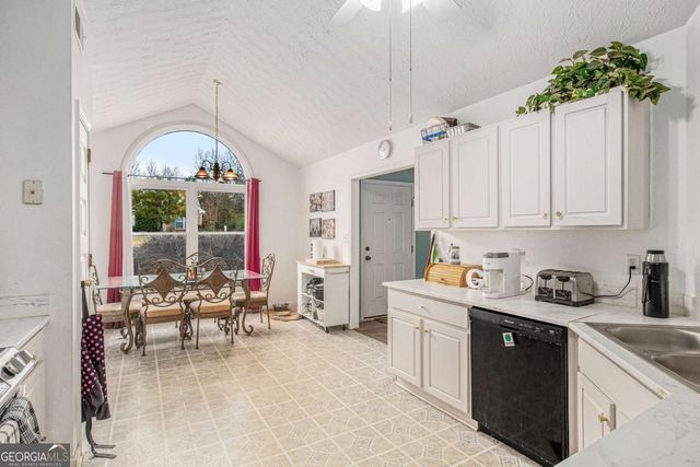 137 Silverbell Trace, Athens, GA 30606