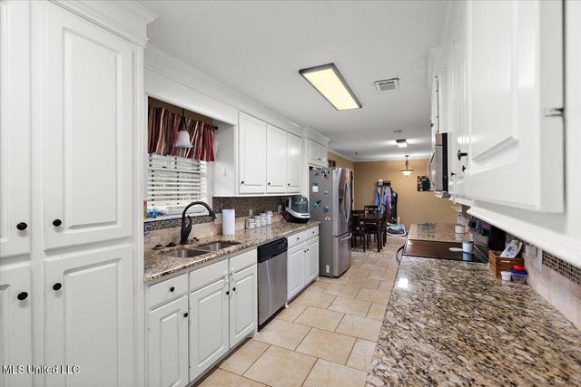 105 Rankin Road, Brandon, MS 39042