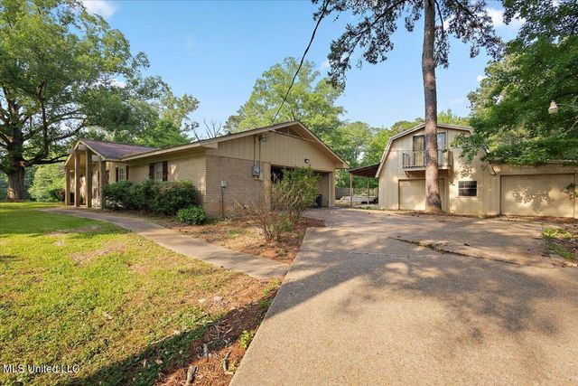 105 Rankin Road, Brandon, MS 39042