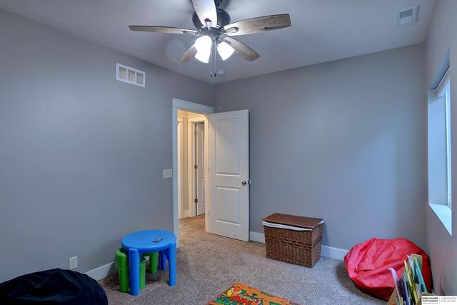 10020 N 152nd Street, Waverly, NE 68462