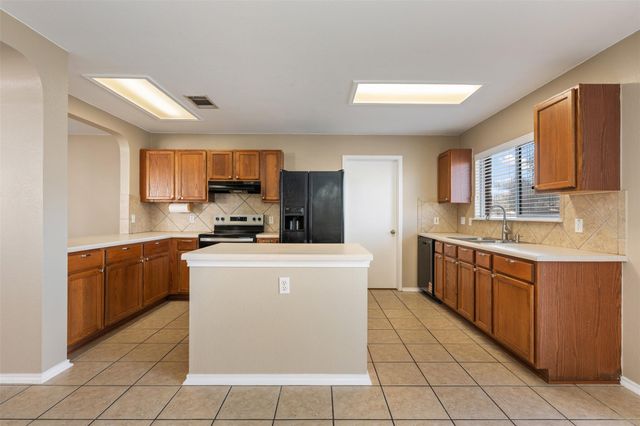 1103 Deerhound PL, Round Rock, TX 78664