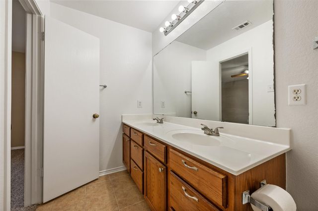 1103 Deerhound PL, Round Rock, TX 78664