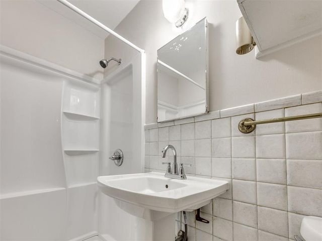 2129 SW 50th Street, Oklahoma City, OK 73119