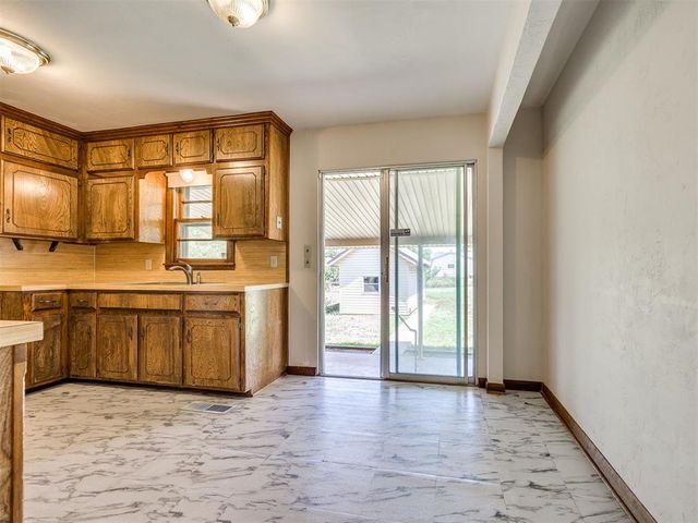 2129 SW 50th Street, Oklahoma City, OK 73119