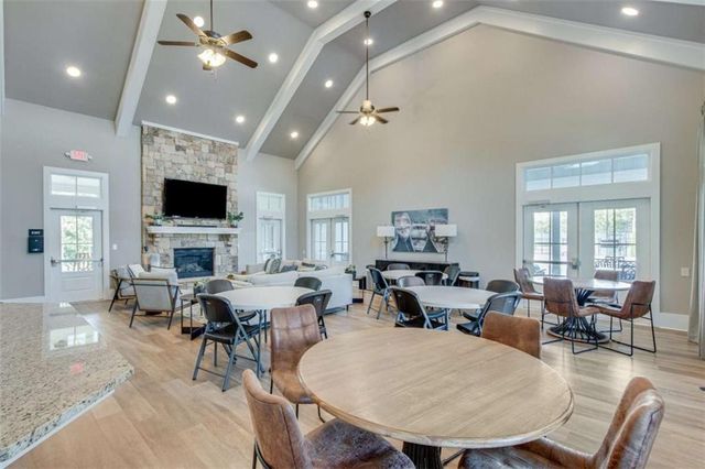 5212 Watchmans Cove, Gainesville, GA 30504