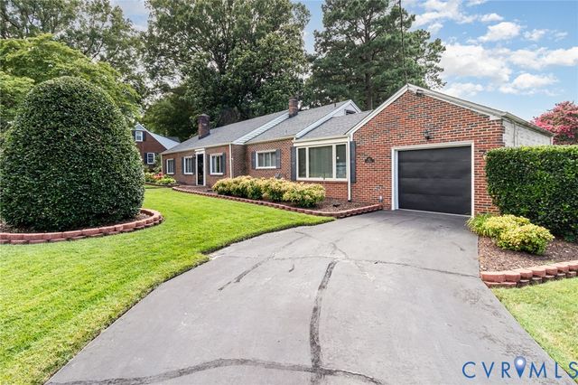 420 Park Ave, Hopewell, VA 23860