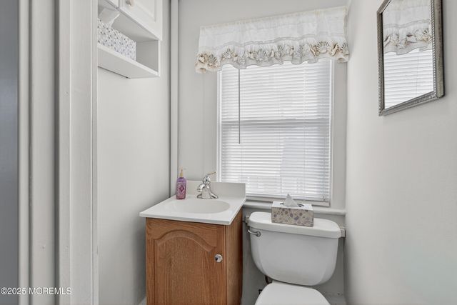 45 8th Street, Hazlet, NJ 07734