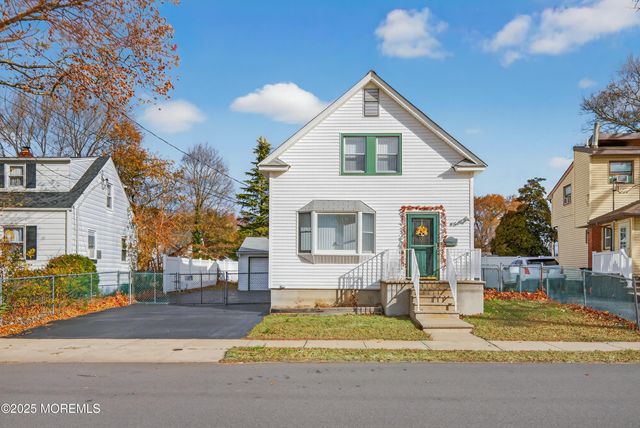 45 8th Street, Hazlet, NJ 07734