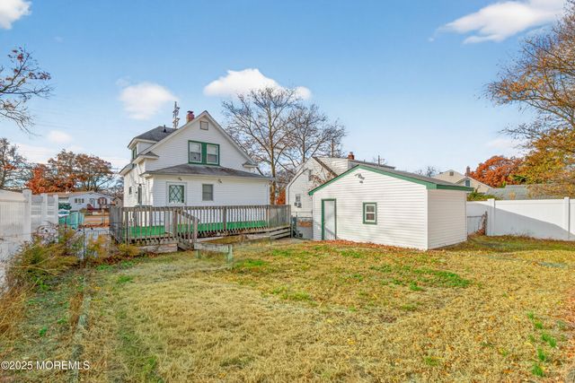 45 8th Street, Hazlet, NJ 07734