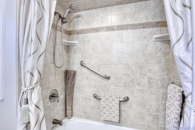 122 Birch Lane, New City, NY 10956