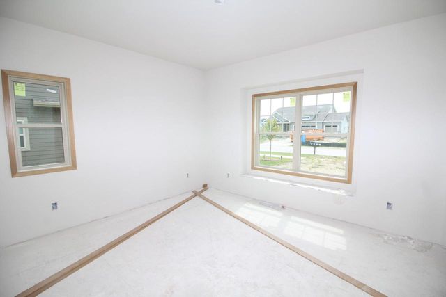 1302 W Kiddle LANE, Union Grove, WI 53182