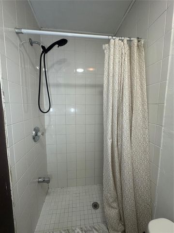 3923 W FLORA STREET, Tampa, FL 33614