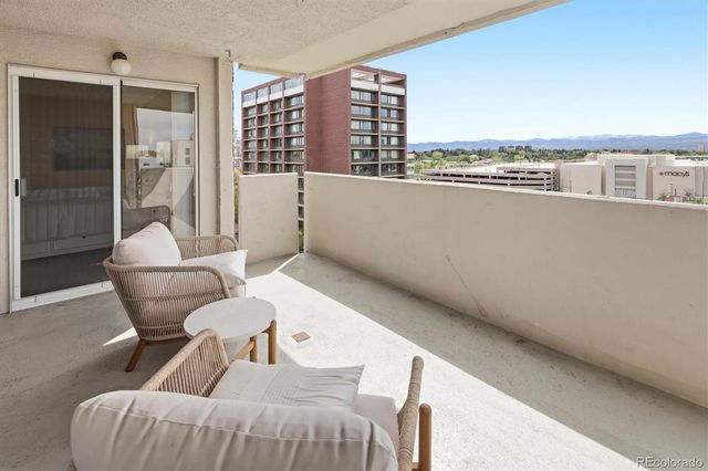 2 Adams 905, Denver, CO 80206