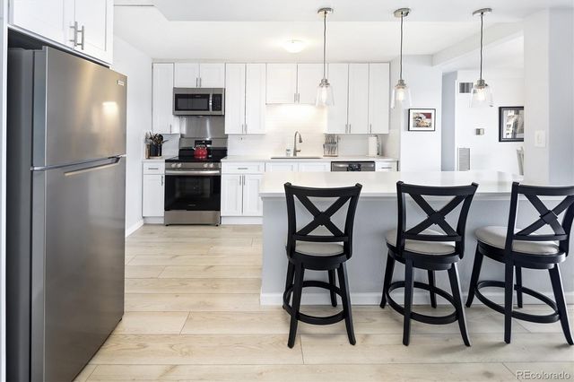 2 Adams 905, Denver, CO 80206