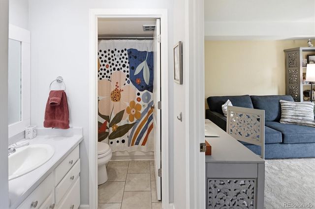 2 Adams 905, Denver, CO 80206