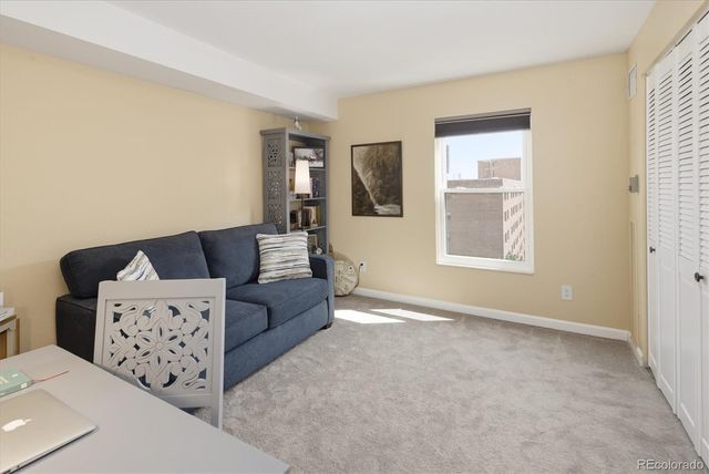 2 Adams 905, Denver, CO 80206