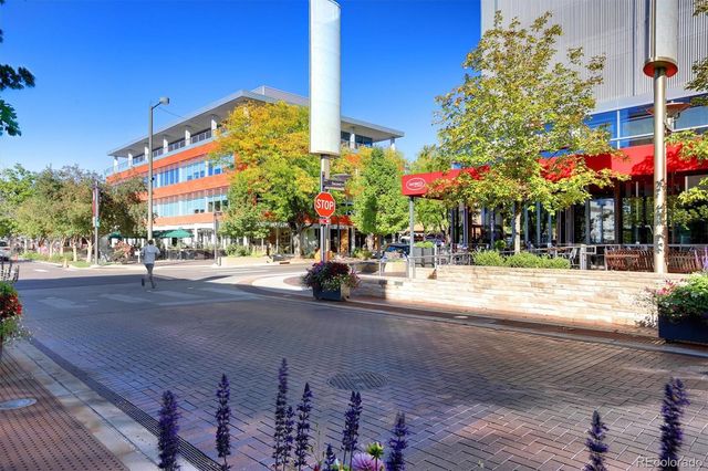 2 Adams 905, Denver, CO 80206