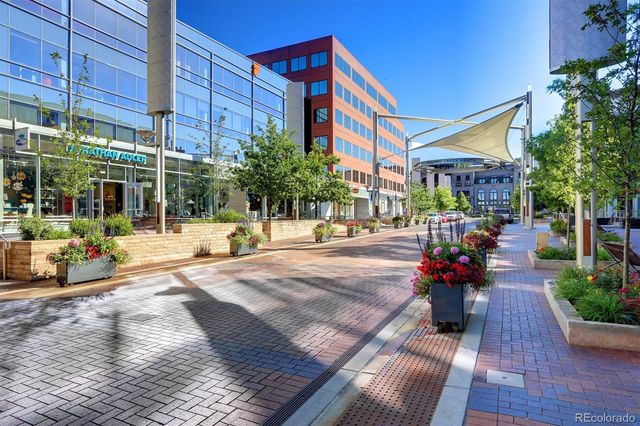 2 Adams 905, Denver, CO 80206