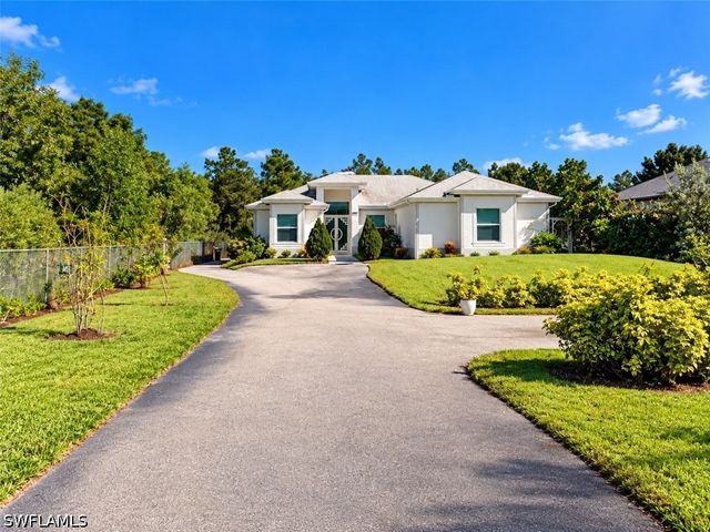 2469 29th AVE NE, Naples, FL 34120