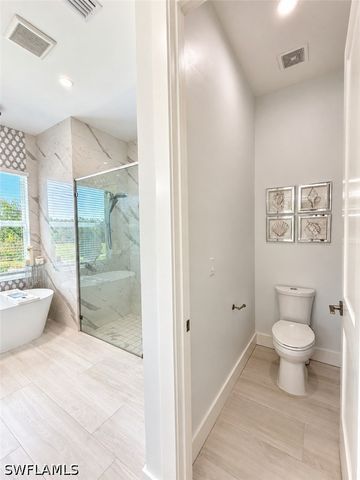 2469 29th AVE NE, Naples, FL 34120