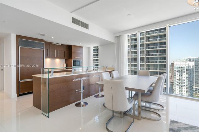 475 Brickell Ave 4315, Miami, FL 33131